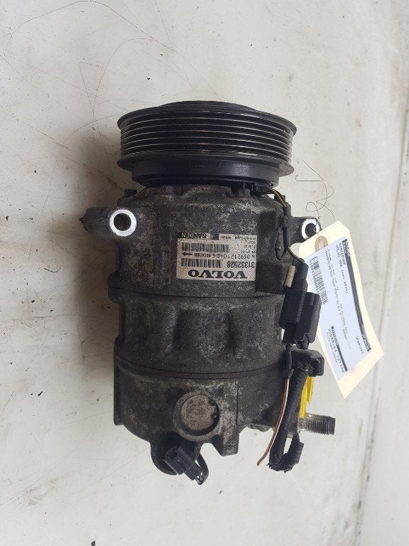 AIRCO POMP Volvo V60 I (FW / GW) (|31332528|36010254|), Gebruikt, Info@volvocars.com, Volvo, Volvo Car Germany GmbH