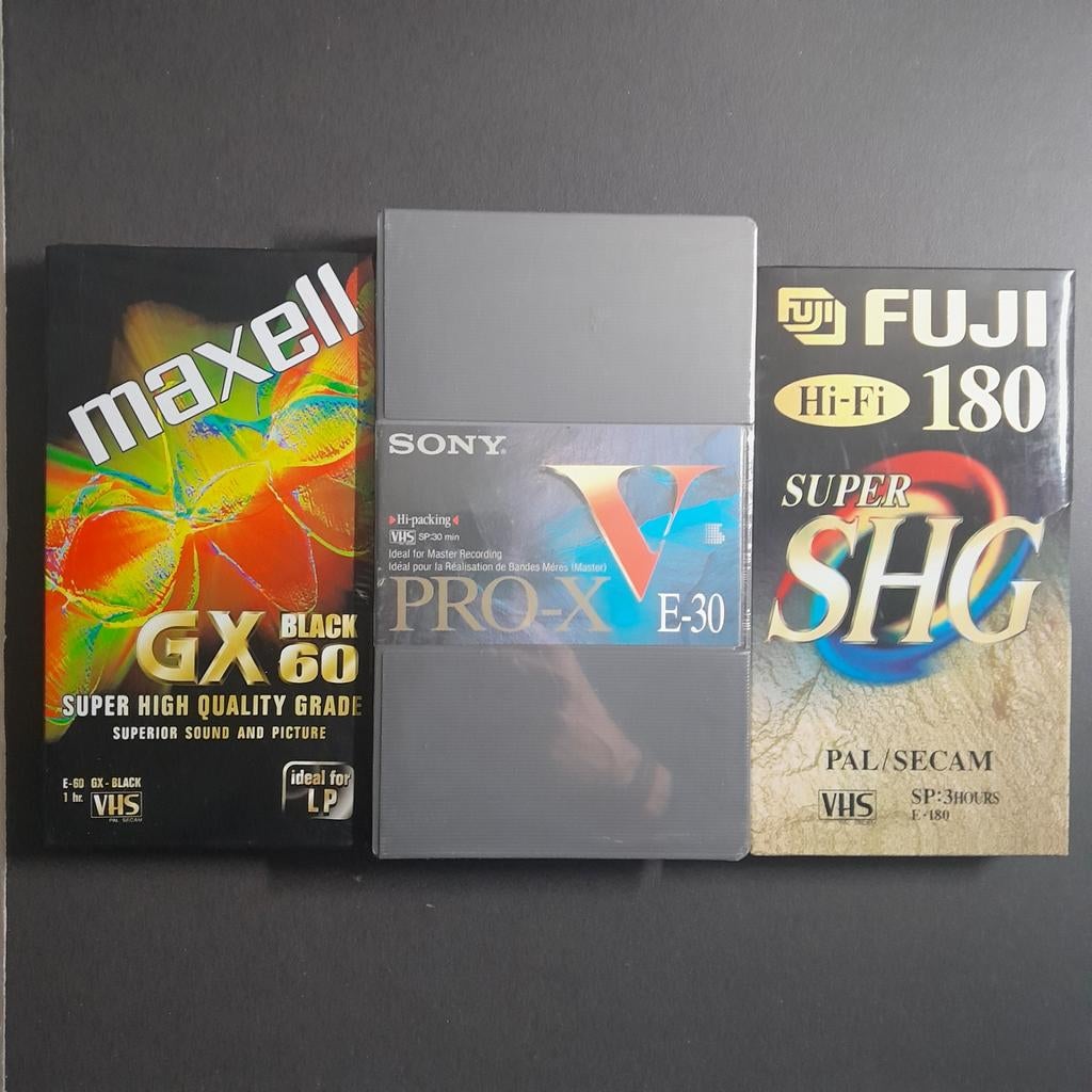 Nouvelles cassettes VHS (scellées), Enlèvement, Neuf, dans son emballage, 2 à 25 cassettes audio, Vierge