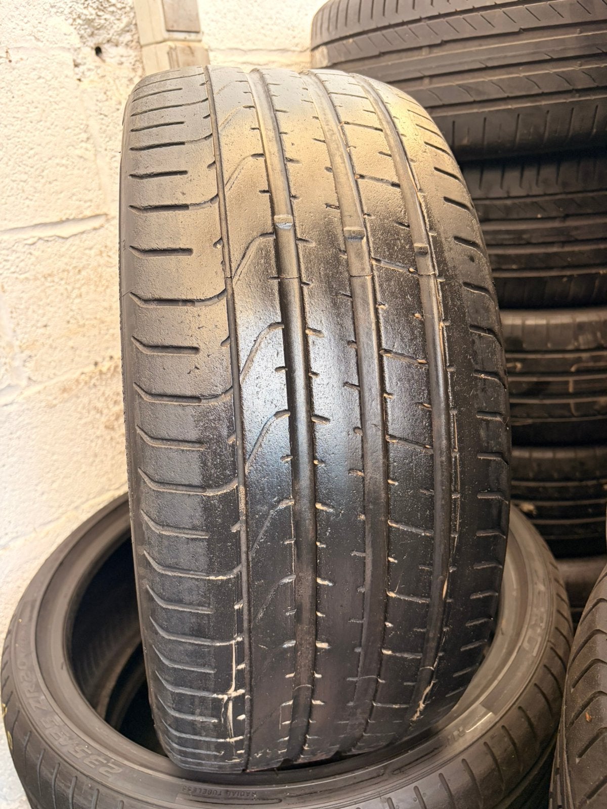 235 35r20 pirelli avec montage et équilibrage, Autos : Pièces & Accessoires, Commande, Utilisé, Enlèvement