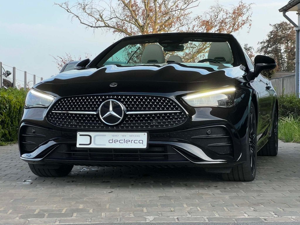 Mercedes CLE 200 cabrio 2025 automaat AMG nightpakket camera, Auto's, Automaat, 4 zetels, Achterwielaandrijving, 4 cilinders