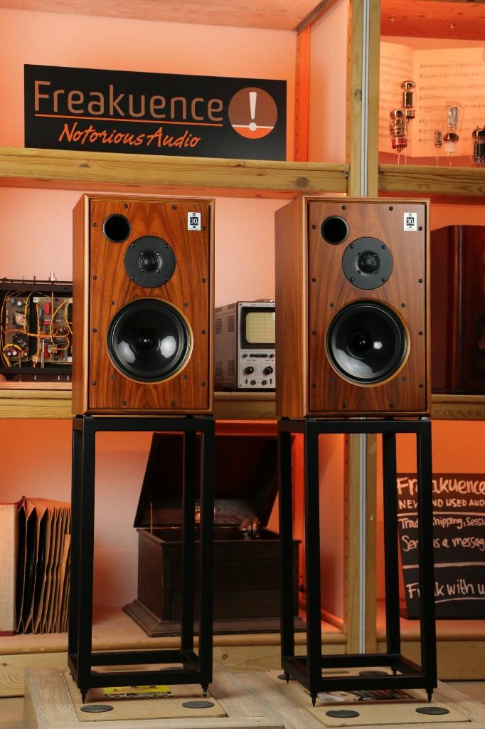 Harbeth 30.2 XD / 30.2XD INRUIL OK + stands* We 'r dealer!, TV, Hi-fi & Vidéo, Enlèvement ou Envoi, Comme neuf, 120 watts ou plus