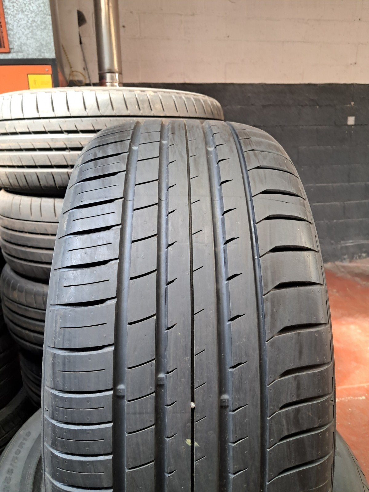 25550r19 255 50 r19 255/50/r19 NEXEN demmont (Leasing presqu, Autos : Pièces & Accessoires, Enlèvement ou Envoi