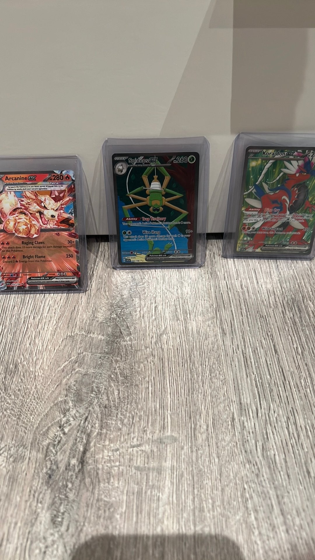 Cartes pokemon rare sous pochettes et plastique, Enlèvement, Neuf