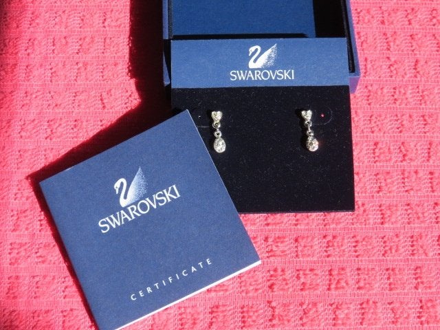 Swarovski oorringen met hartje - 956727 - oorbellen, Ophalen of Verzenden, Zo goed als nieuw, Knopjes of Stekers, Met kristal