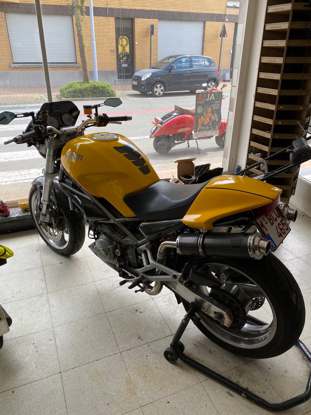 Ducati monster 900ie, Motos, Plus de 35 kW, 2 cylindres, Particulier, Naked bike