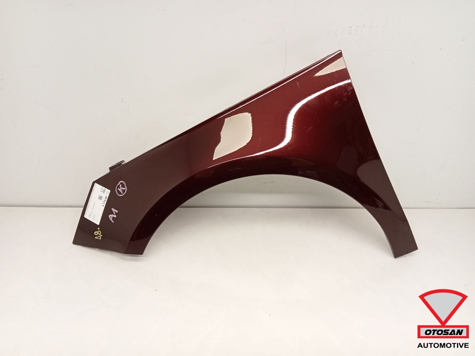 Jupe lat rale d'aile avant gauche d'origine pour Audi A1 8x, Autos : Pièces & Accessoires, AUDI AG, Auto-Union-Strasse 1
85045  Ingolstadt, DE