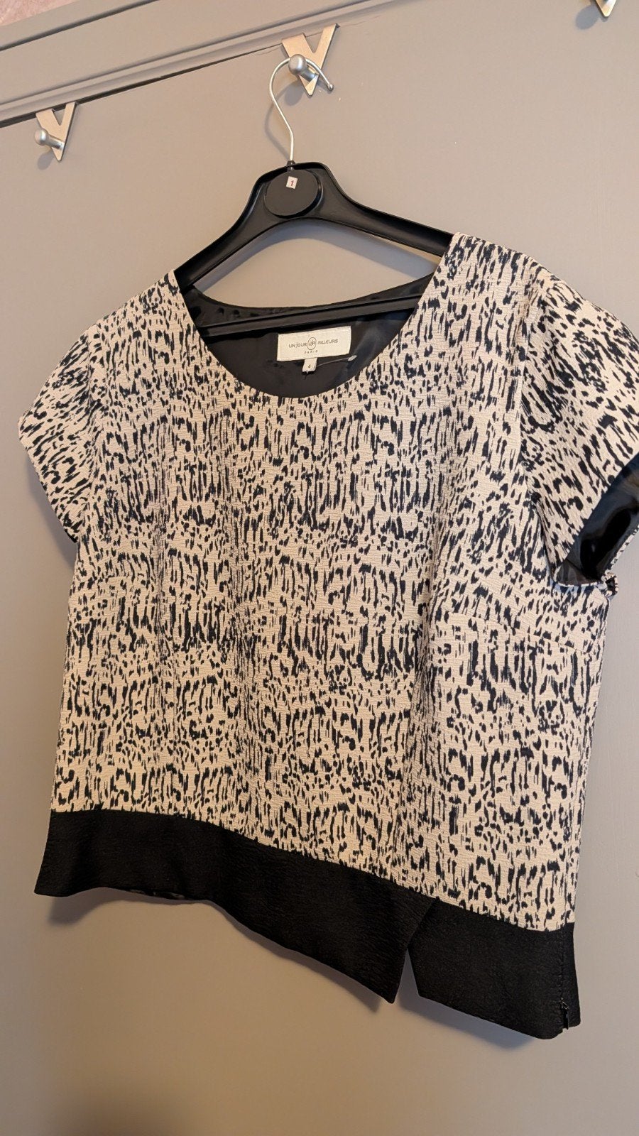 damesblouse maat 44, Beige, Ophalen of Verzenden, Zo goed als nieuw, Korte mouw