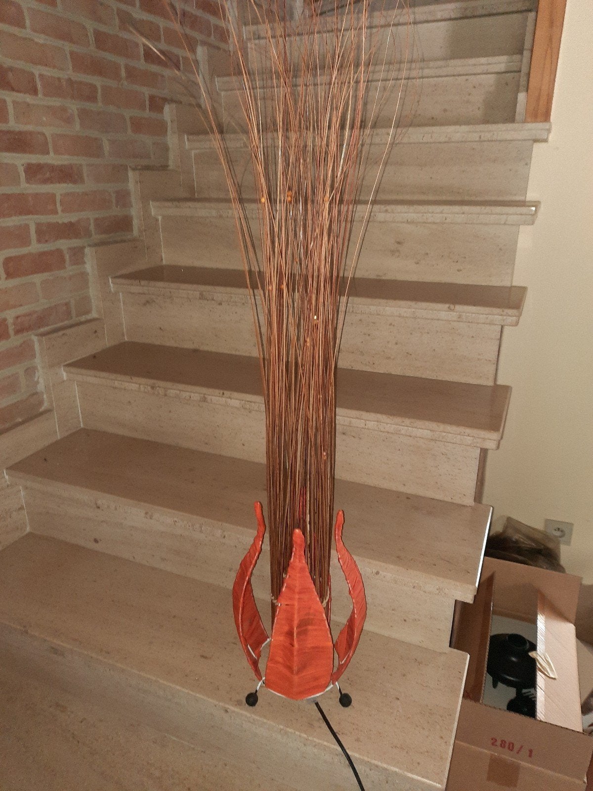 VLOERLAMP OF OP KAST, Ophalen