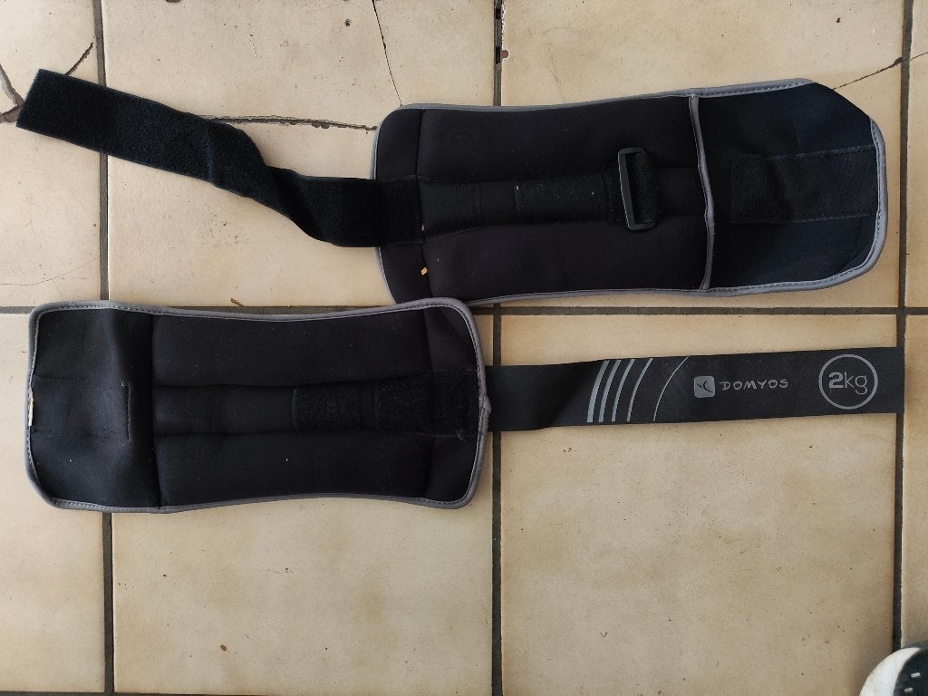 Domyos enkelgewichten 2x2 kg, Ophalen of Verzenden, Gebruikt, Overige typen