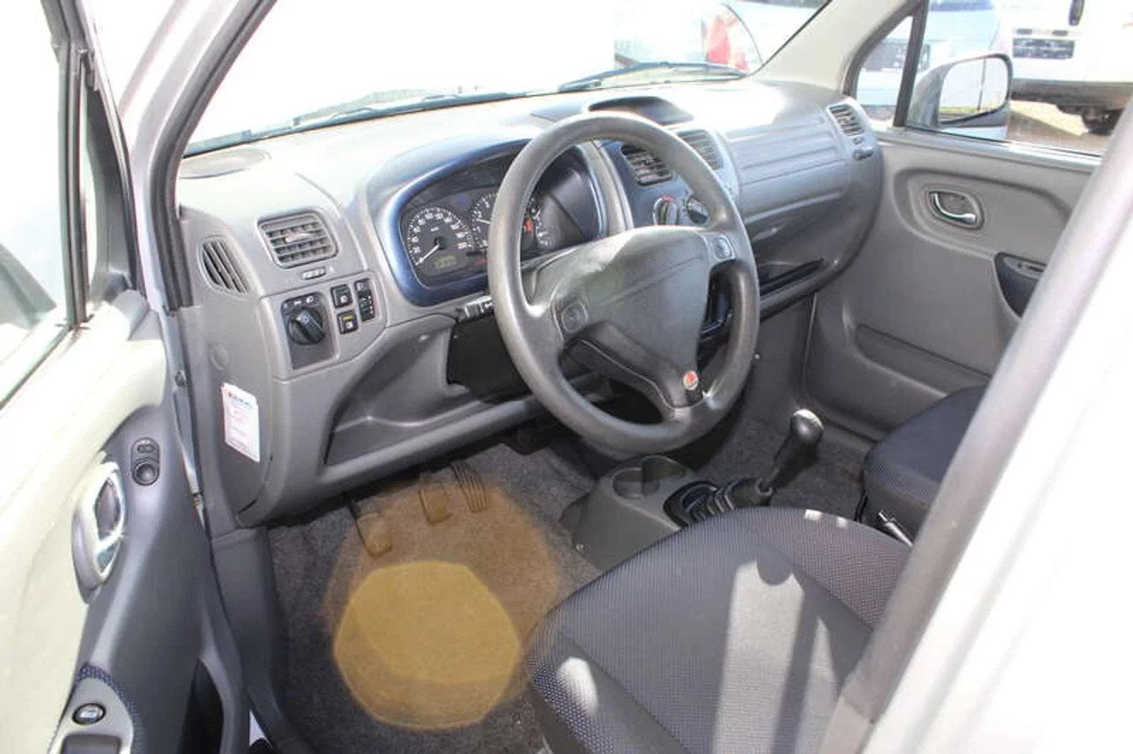 Suzuki Wagon R+ 1.3i 5Deurs 2 JAAR garantie! (bj 2002), Auto's, Gebruikt, 4 cilinders, Wagon R+, Bedrijf