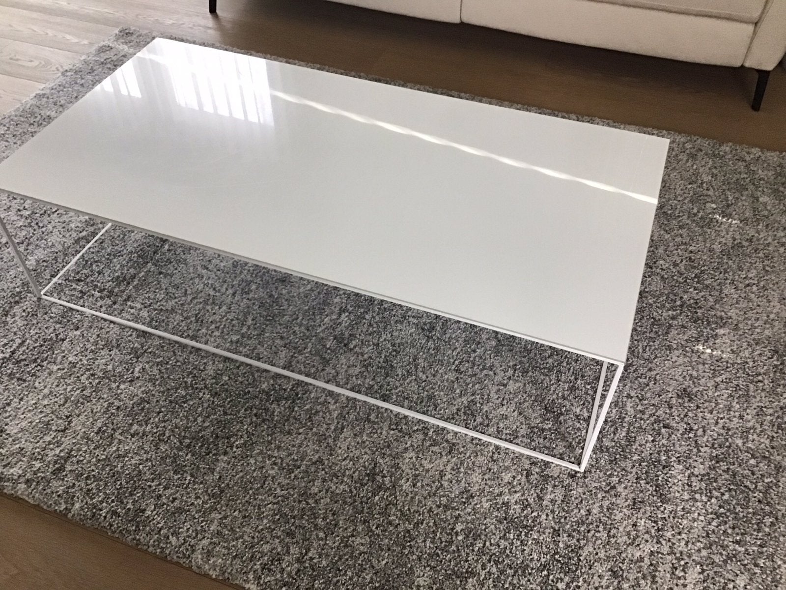 Table basse (blanche), Enlèvement, Comme neuf