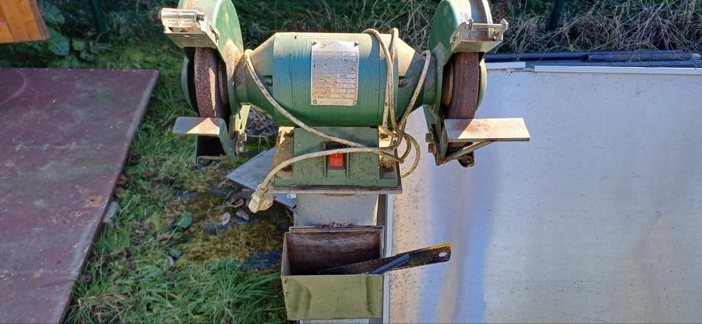 Touret a meuler, Utilisé, 700 à 1000 watts