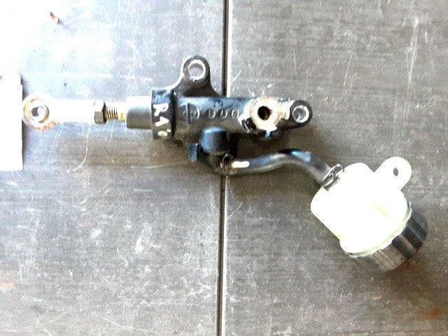 R1 2004 - 2006 Yamaha Rempomp D1-59497, Motoren