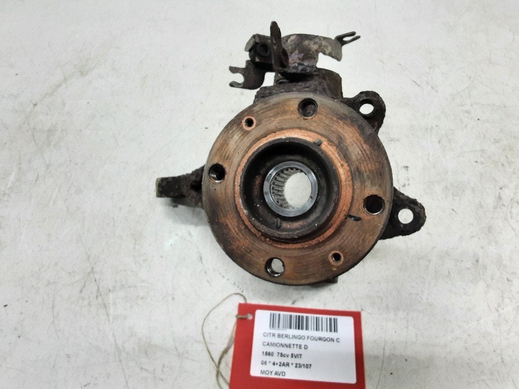 MOYEU DE ROUE AVANT DROIT Citroën Berlingo, Citroën, Mevr. I. Hauben, Utilisé, Rue de l'Espoir 34 34
4030  GRIVEGNÉE, BE