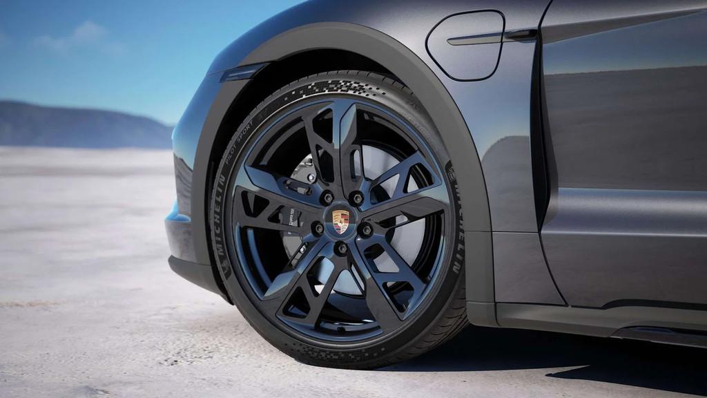 Porsche Taycan 4 Cross Turismo 105kWh/BOSE/Pano/ACC/Top!, Cuir, Argent ou Gris, Entreprise, Noir