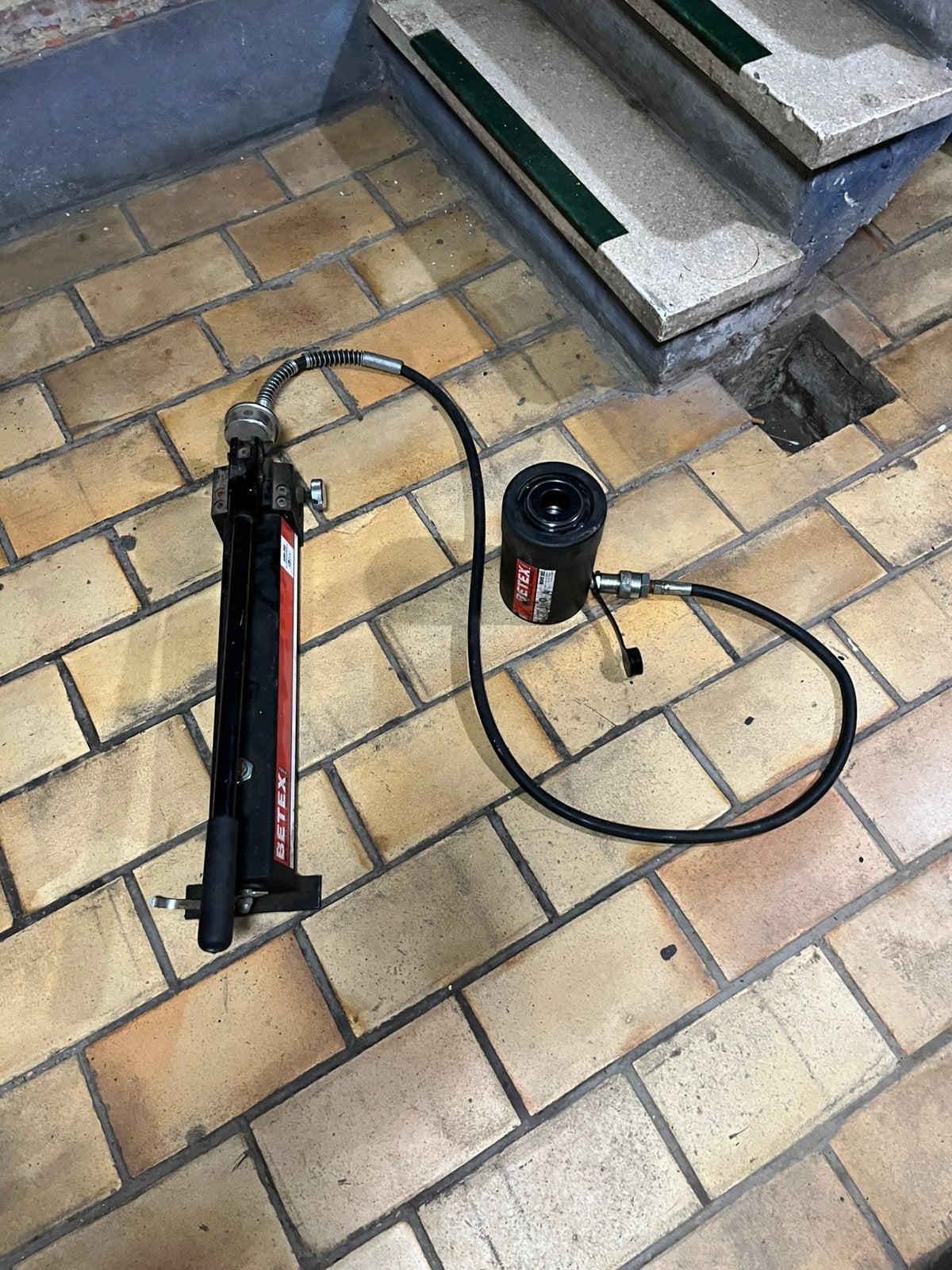 Betex Cilinder NSHS 302, Doe-het-zelf en Bouw, Ophalen of Verzenden, Zo goed als nieuw