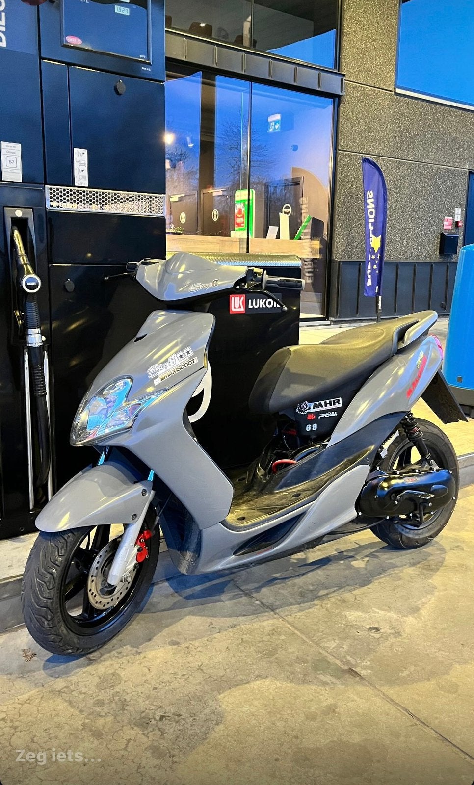 Yamaha jog r 70 cc b klasse, Fietsen en Brommers, JogR of RR, Tweetakt, 70 cc, Ophalen of Verzenden