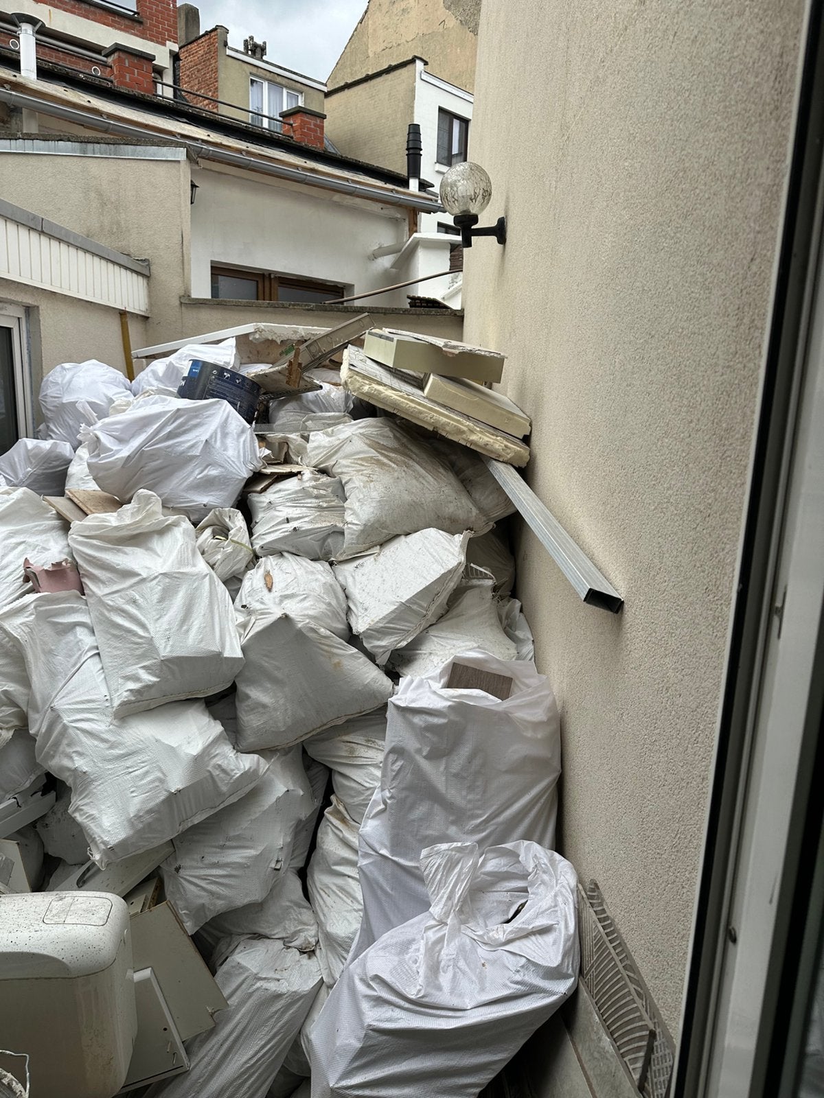 ÉVACUATION DE DÉCHETS DANS TOUTE LA BELGIQUE, Ophalen, Zo goed als nieuw, Piepschuim (Tempex)