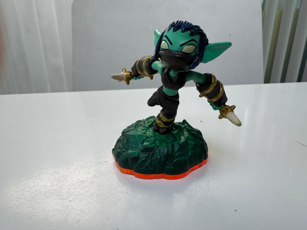 Skylanders Giants - Stealth Elf, Ophalen of Verzenden, Zo goed als nieuw