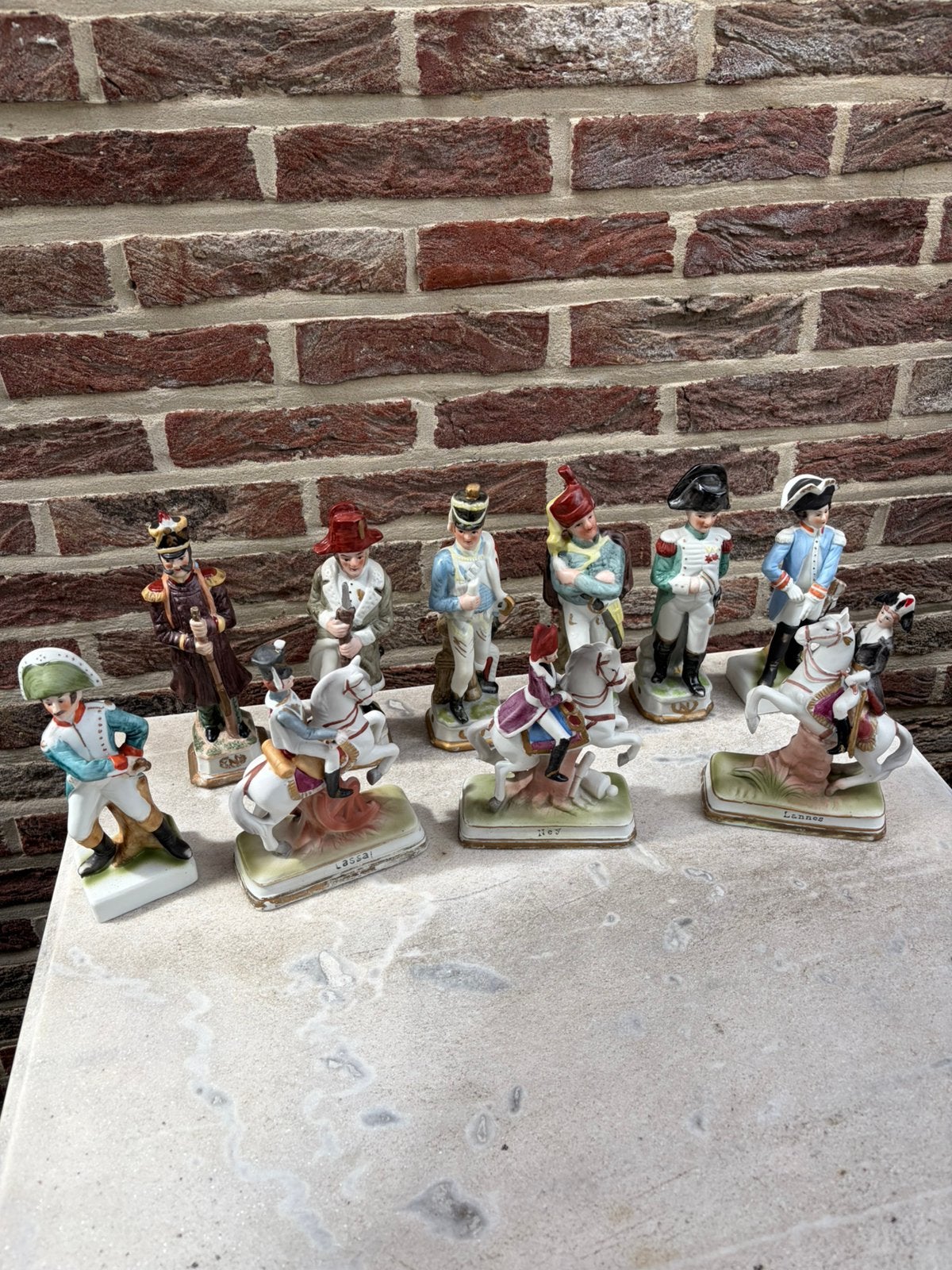 Lot de 10 pièces de statues Napoléon, Enlèvement, Comme neuf