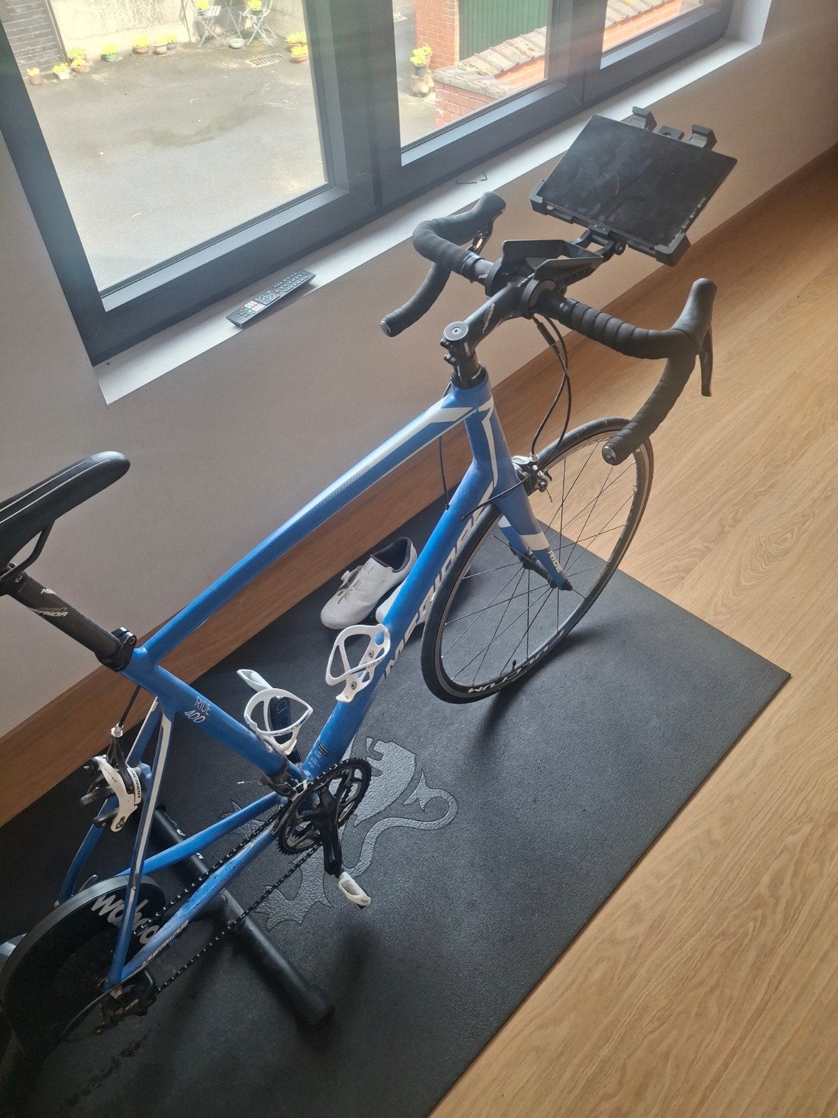 wahoo kickr core rollen + fiets + toebehoren, Ophalen