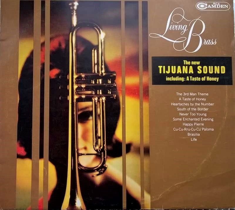 LP Living Brass The New Tijuana Sound, Enlèvement ou Envoi, Housse de protection extérieure, Comme neuf, Autres genres