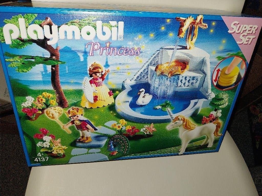Playmobil Princess 4137 - Royal Fountain with Unicorn NIEUW, Enfants & Bébés, Neuf, Enlèvement ou Envoi, Kit complet, Autres types