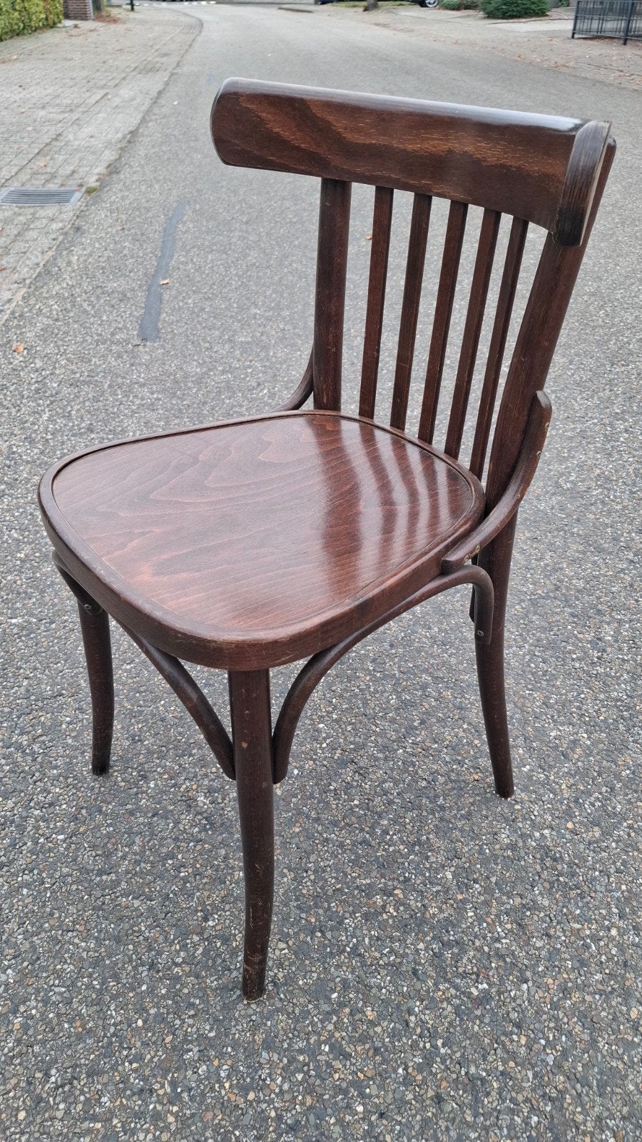 17 chaises en bois courbé en bois brun Thonet Café Bistrot, Enlèvement ou Envoi