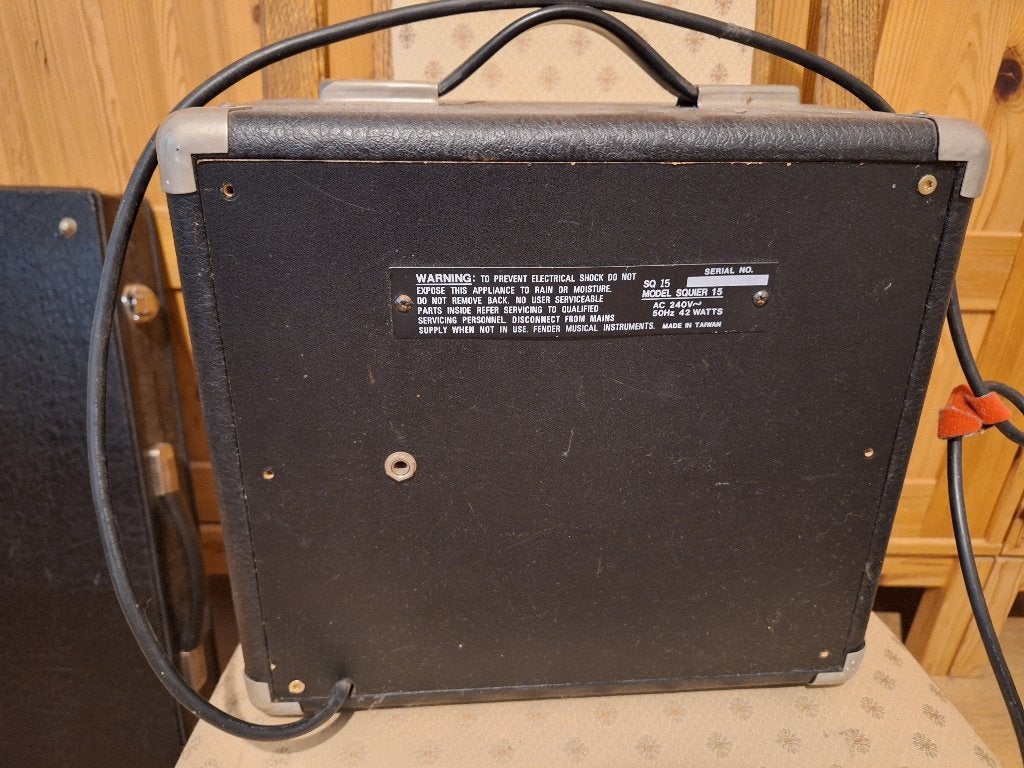 Fender squier 15 amp, Musique & Instruments, Amplis | Basse & Guitare, Enlèvement, Utilisé, Guitare, Moins de 50 watts