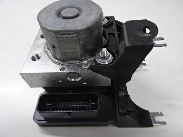 BLOC ABS (FREINS ANTI-BLOCAGE) A (W176) (A0004313700), Autos : Pièces & Accessoires, Mercedes-Benz, Mevr. I. Hauben, Utilisé, Rue de l'Espoir 34 34
4030  GRIVEGNÉE, BE