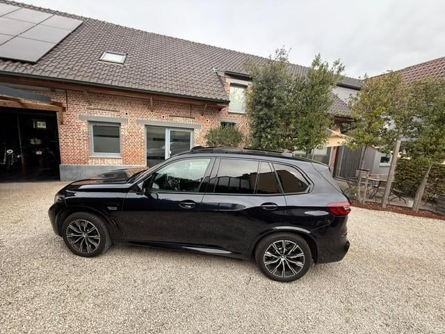 BMW X5 X-Drive 45e, M pack, M shadow line,trekhaak BTW wagen, Auto's, BMW, Automaat, 4 cilinders, Zwart, Leder