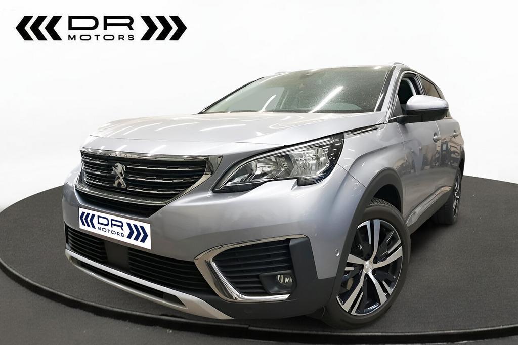Peugeot 5008 DODE HOEK - PANODAK - CAMERA - APPLE CARPLAY, 0 kg, USB, 4 cilinders, 0 kg