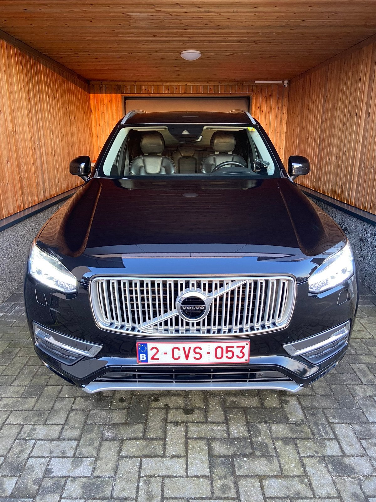 Volvo XC90 D5 AWD – SUV, Autos, Volvo, Particulier, XC90, 4x4, ABS, Caméra de recul, Phares directionnels, Régulateur de distance