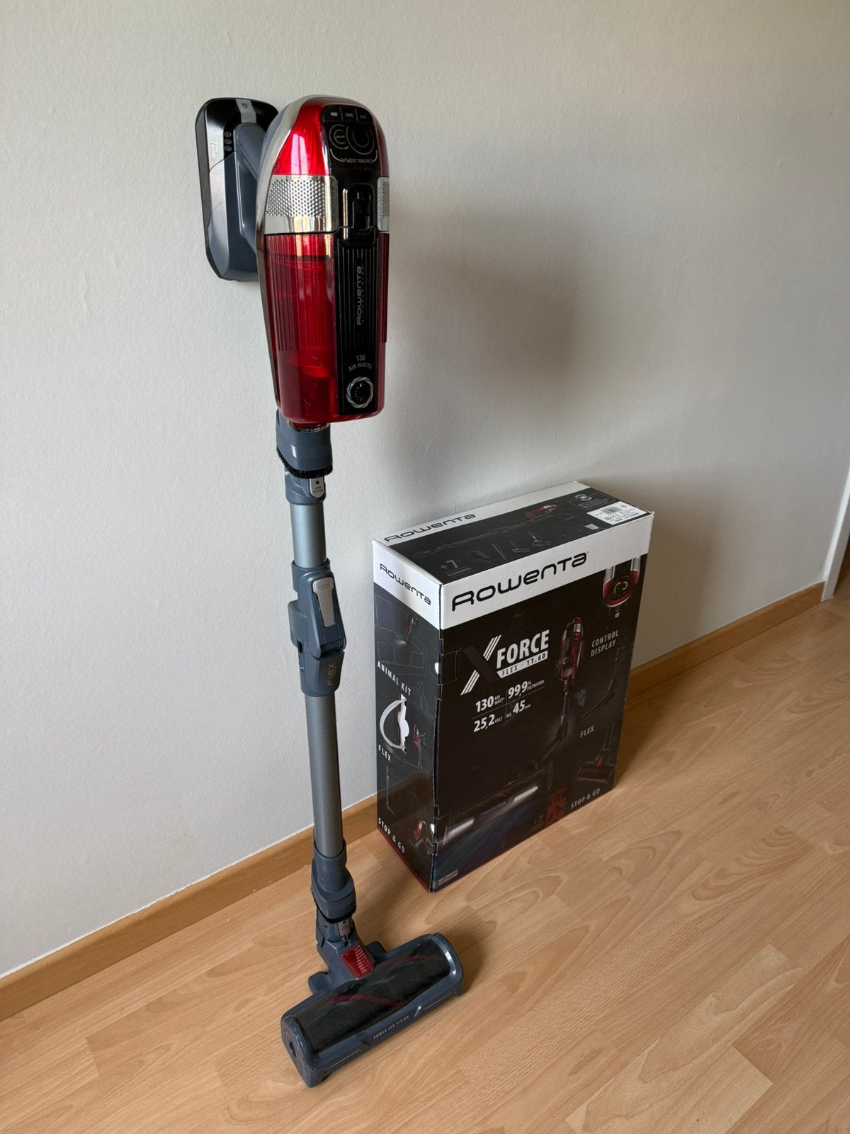 Rowenta steelstofzuiger + nieuwe filter, Electroménager, Aspirateurs, Rowenta, Réservoir, Aspirateur balai, Comme neuf