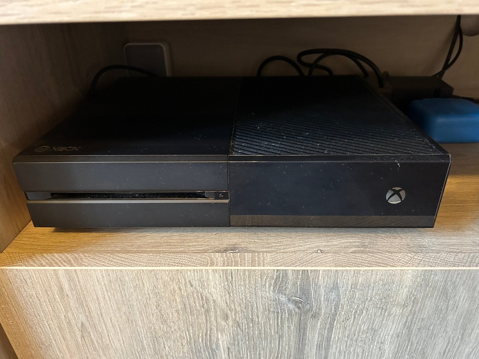 Xbox One + 1 controller + 4 games, Games en Spelcomputers, Spelcomputers | Xbox One, Ophalen, Zo goed als nieuw, Xbox One
