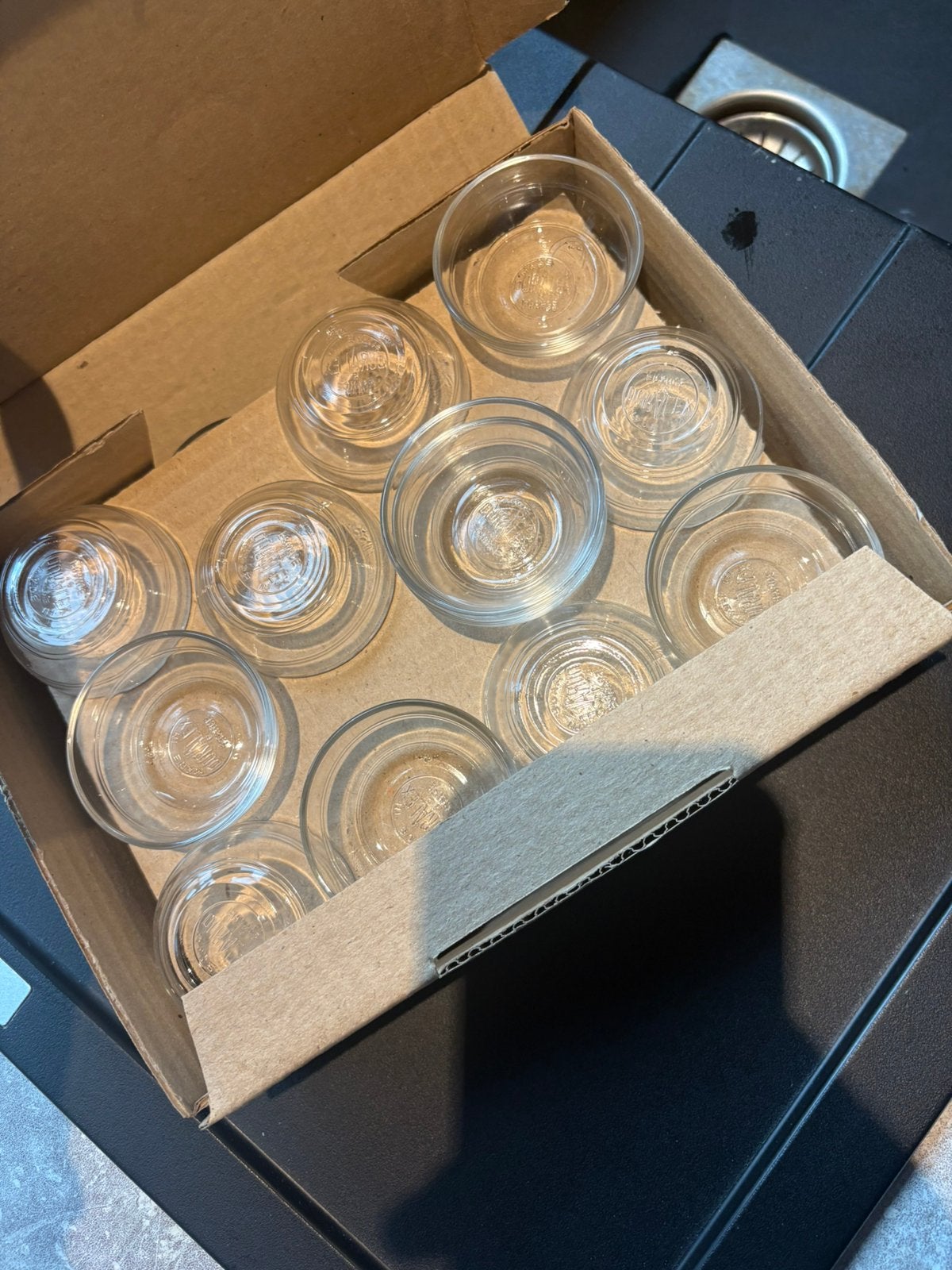Kleine potjes voor sausjes of amdere voor werpen, Enlèvement, Comme neuf