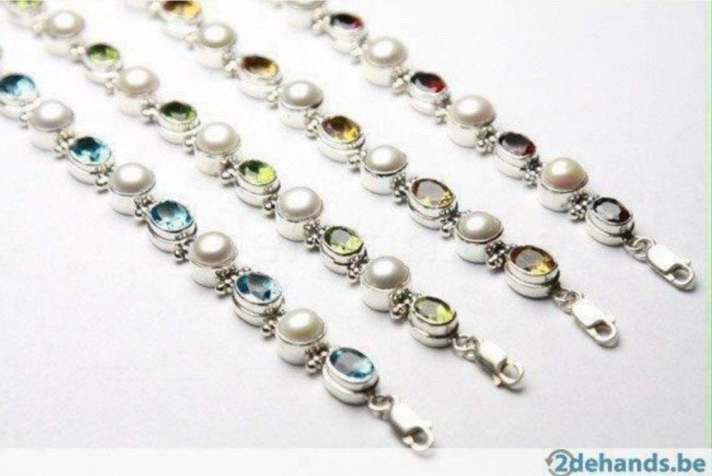 Zilveren armbanden en hangers op=op, Bijoux, Sacs & Beauté, Bracelets, Neuf, Enlèvement ou Envoi, Avec pierre précieuse, Argent