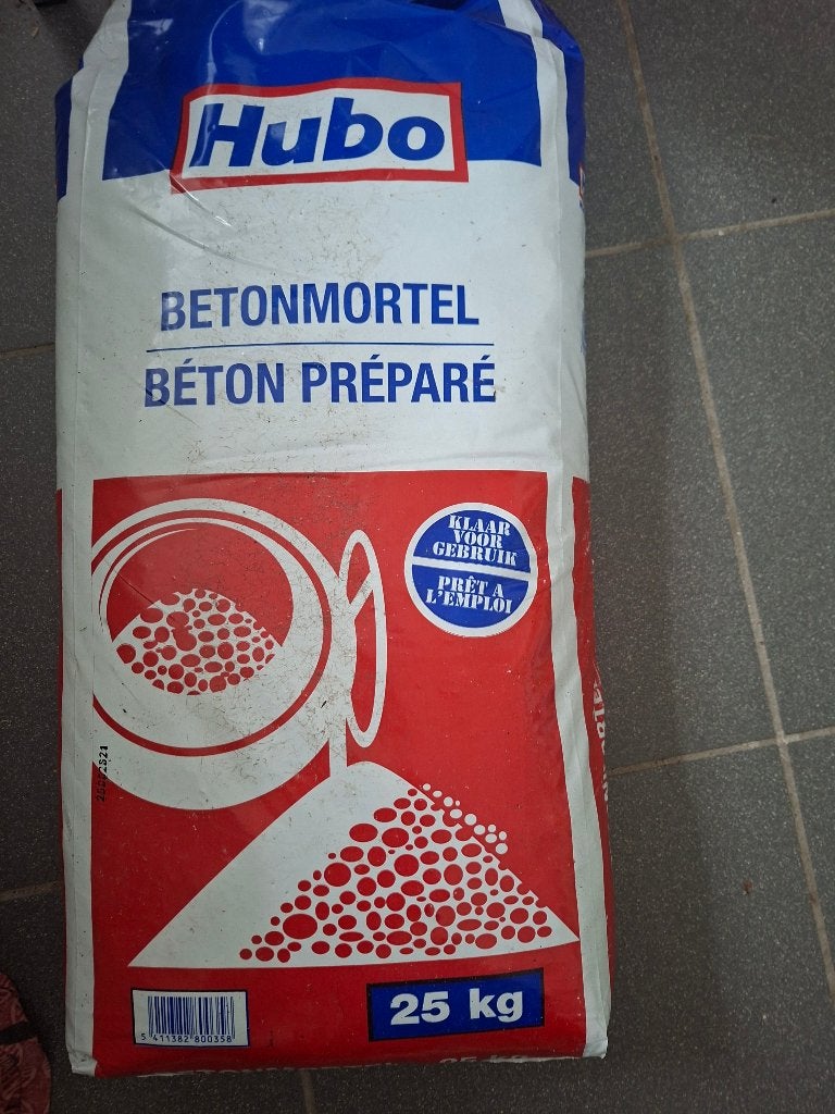 3 sacs de béton préparé de 25kg marque Hubo, Bricolage & Construction, Enlèvement, Neuf