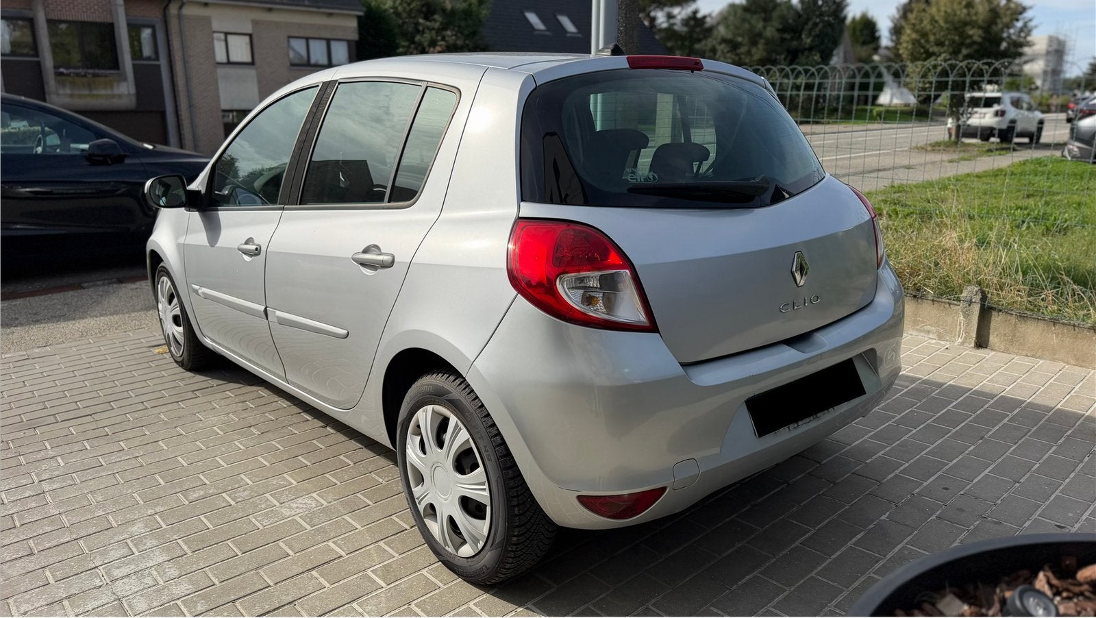 CLIO 3 1.2 ESSENCE 2010 CARPLAY BIEN ENTRETENU, Autos, Achat, Entreprise, Boîte manuelle, 5 portes