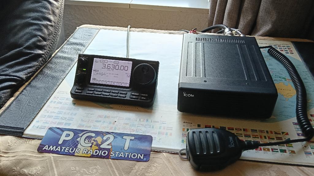 Icom IC-7100 HF/VHF/UHF (D-star) Transceiver, Télécoms, Émetteurs & Récepteurs, Comme neuf, Émetteur et Récepteur, Enlèvement ou Envoi