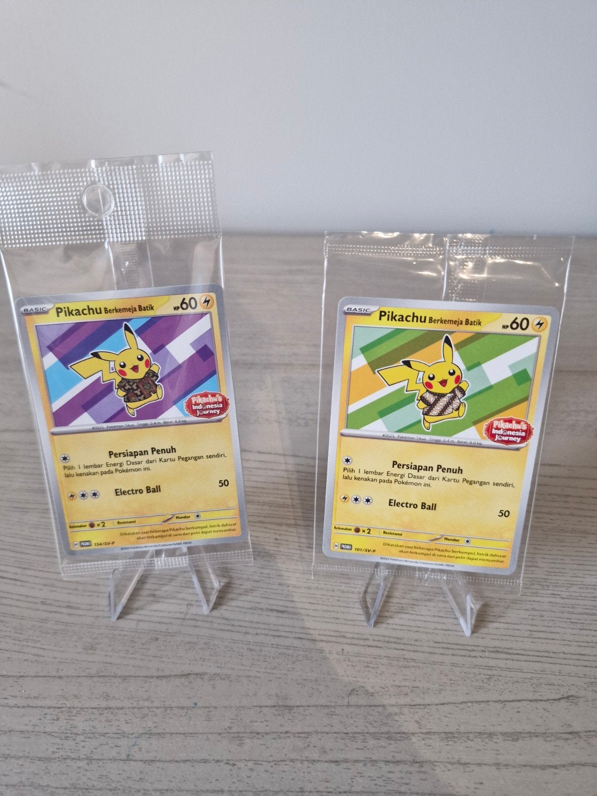 2 Pikachu batik kaarten, Ophalen of Verzenden