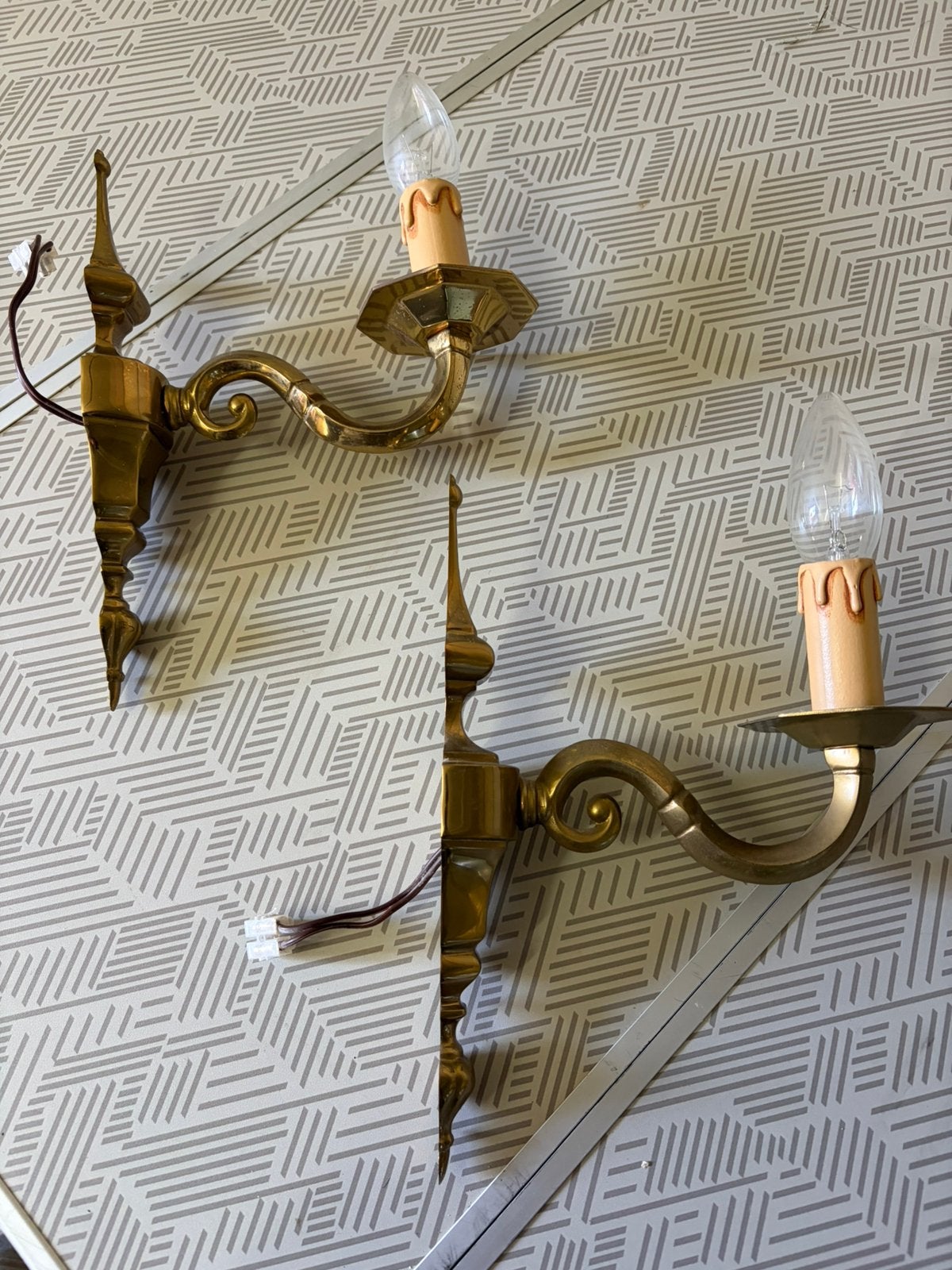 2 stevige mooie oude wandlampen, Huis en Inrichting, Lampen | Wandlampen, Ophalen, Gebruikt