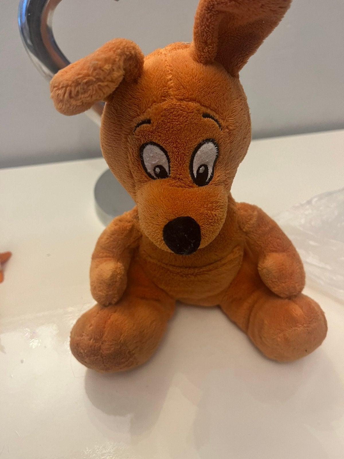 Peluche Mascotte Kangourou Orange Parc WALIBI -26 cm Vintage, Enlèvement ou Envoi, Comme neuf