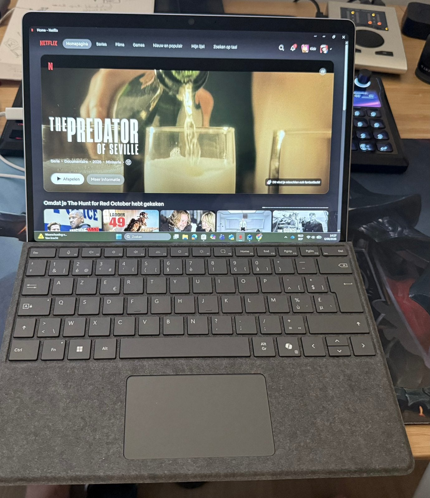 Microsoft Surface pro 11th edition 13” Elite, Enlèvement ou Envoi, Comme neuf