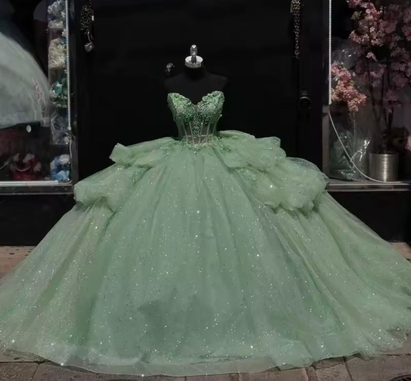 RECHERCHE COUTURIERE, Ophalen, Zo goed als nieuw