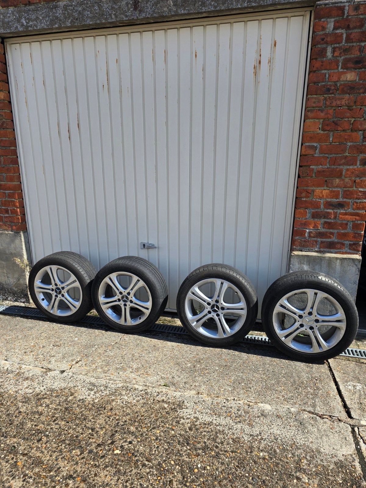 Mercedes velgen 225/45/17, Ophalen, Gebruikt, Banden en Velgen, 17 inch