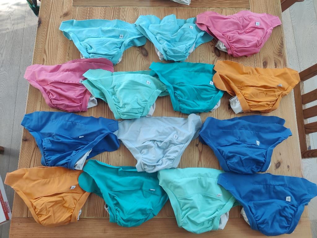 11 Couches Lavables Classique Taille L (9-17 kg) + 3 Données, Enlèvement, Utilisé