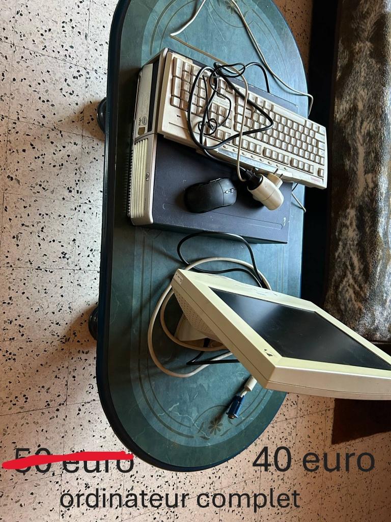 ordinateur complet   40 euro, Informatique & Logiciels, Enlèvement, Utilisé