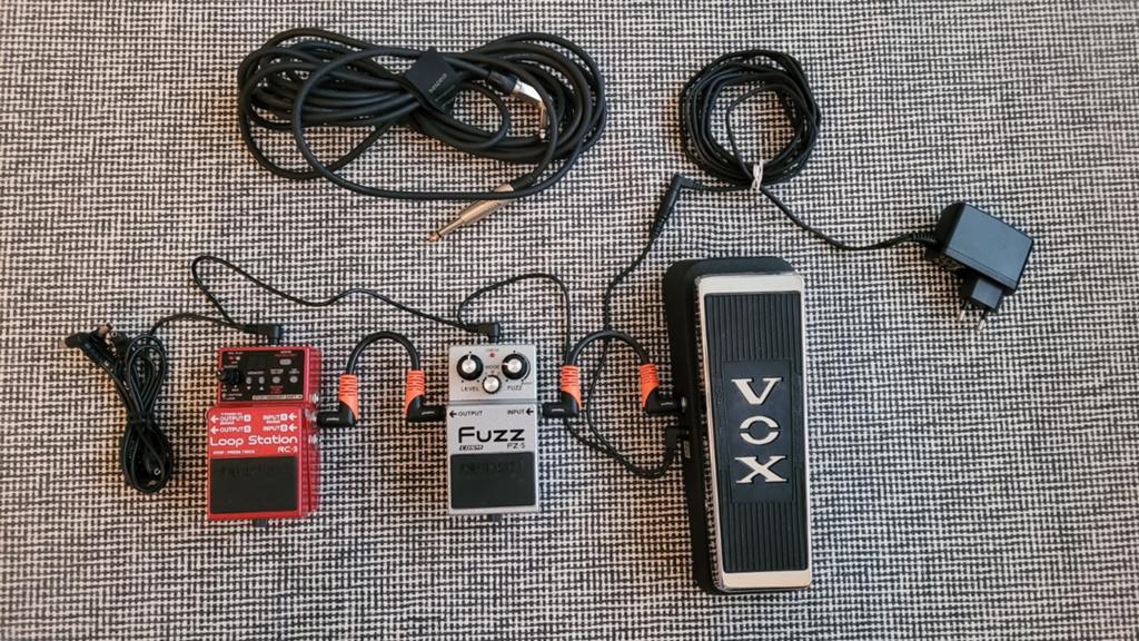Pédales — Vox V847 Wah, Boss RC-3 Loop, Boss FZ-5 Fuzz, Musique & Instruments, Effets, Comme neuf, Distortion, Overdrive ou Fuzz