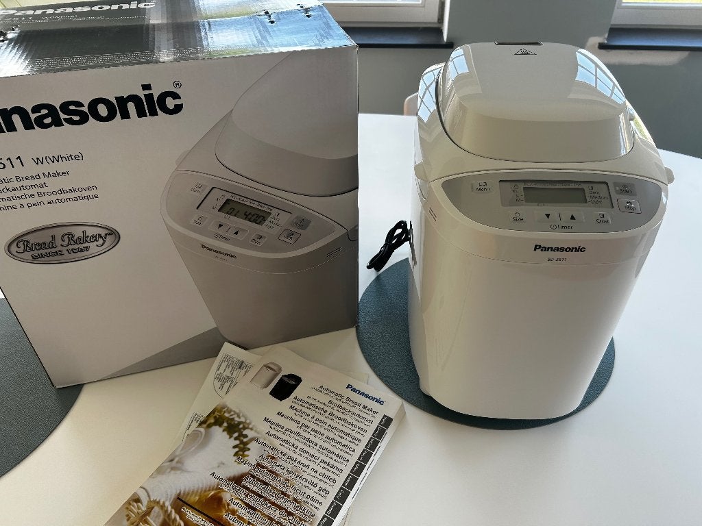 Broodbakmachine PANASONIC SD-2511 nieuwstaat, Elektronische apparatuur, Broodbakmachines, Ophalen of Verzenden, Zo goed als nieuw
